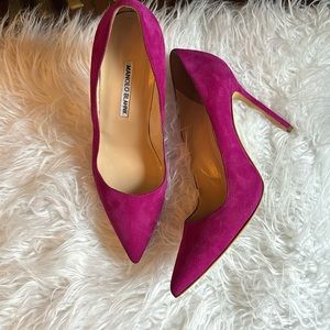 Manolo Blahnik Purple / Pink Suede Pump
